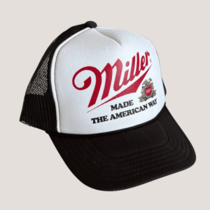 Gorra Trucker Vintage Blanca y Negra Estilo Americano Clásico